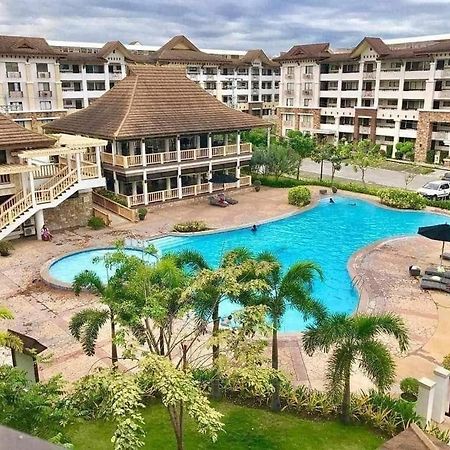 2Br Condo Free Pool With Wifi Near Mall In Davao City Екстериор снимка