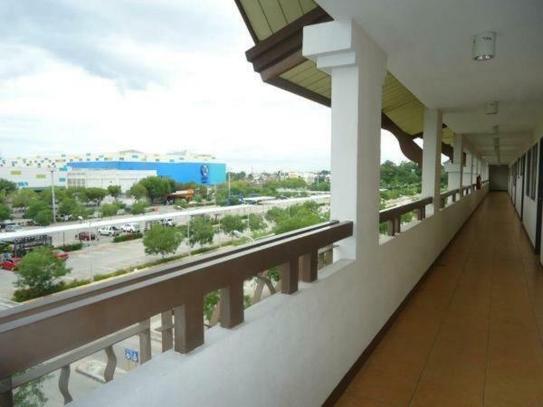 2Br Condo Free Pool With Wifi Near Mall In Davao City Екстериор снимка